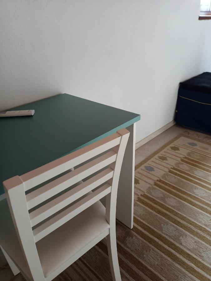 Appartement Vite Dipinte 1 Bilocale In Langa à Novello Extérieur photo