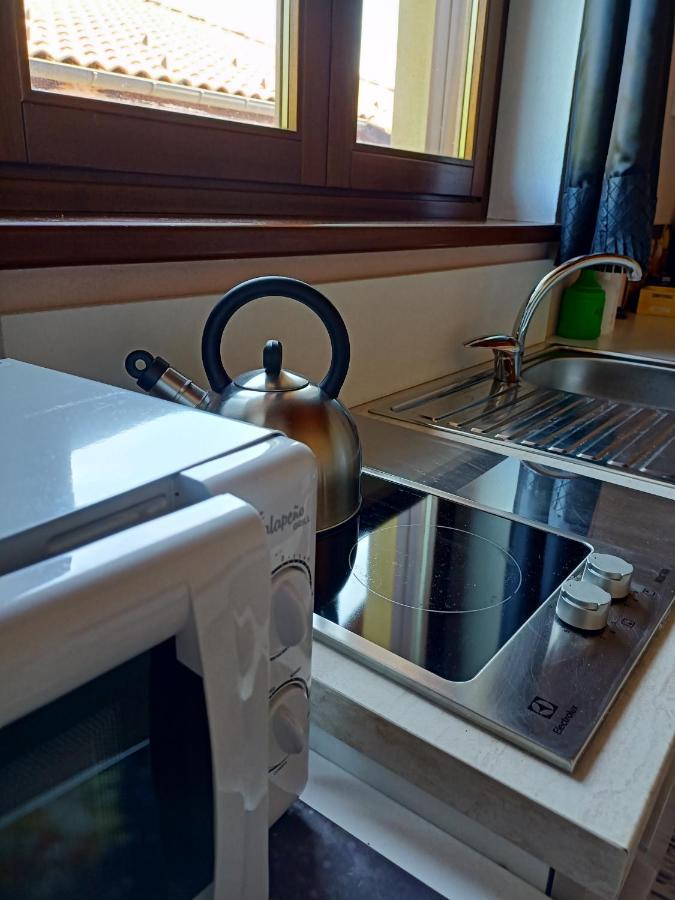 Appartement Vite Dipinte 1 Bilocale In Langa à Novello Extérieur photo