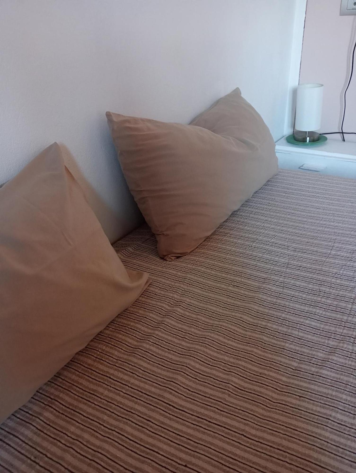 Appartement Vite Dipinte 1 Bilocale In Langa à Novello Extérieur photo